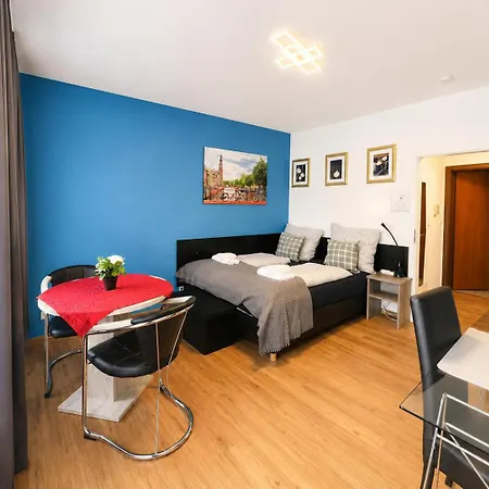 Riverside Retreat In * Koblenz (Rhineland-Palatinate)